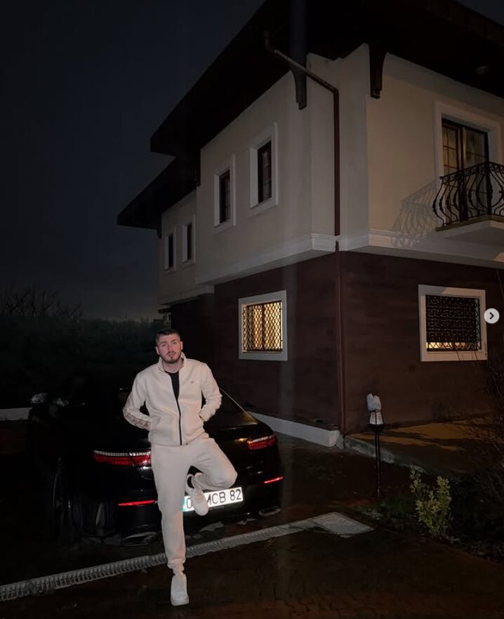 Ünlü Rapçi BLOK3 Alkollü Araç Kullanırken Yakalandı Aracı Trafikten Men Edildi