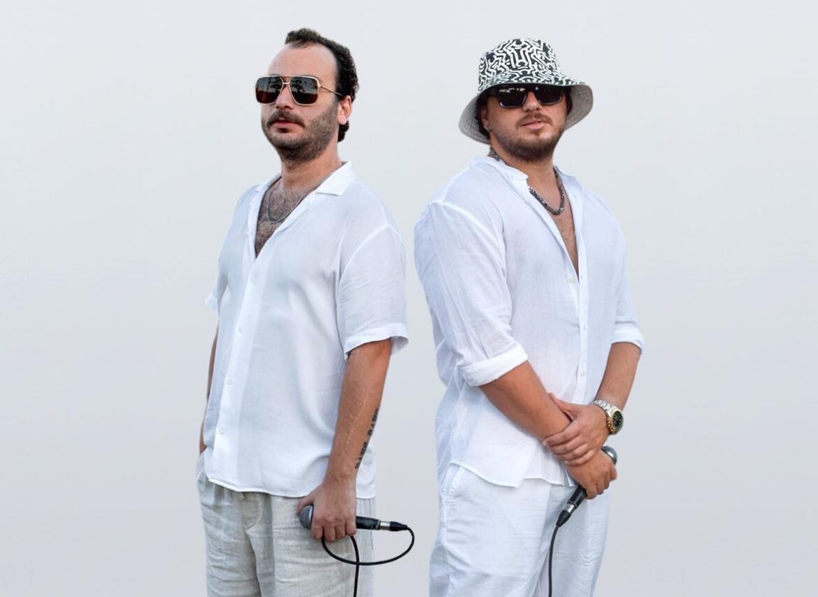 Kaan Boşnak ve Anıl Piyancı’dan: “Çatıdaki Yağmurum”