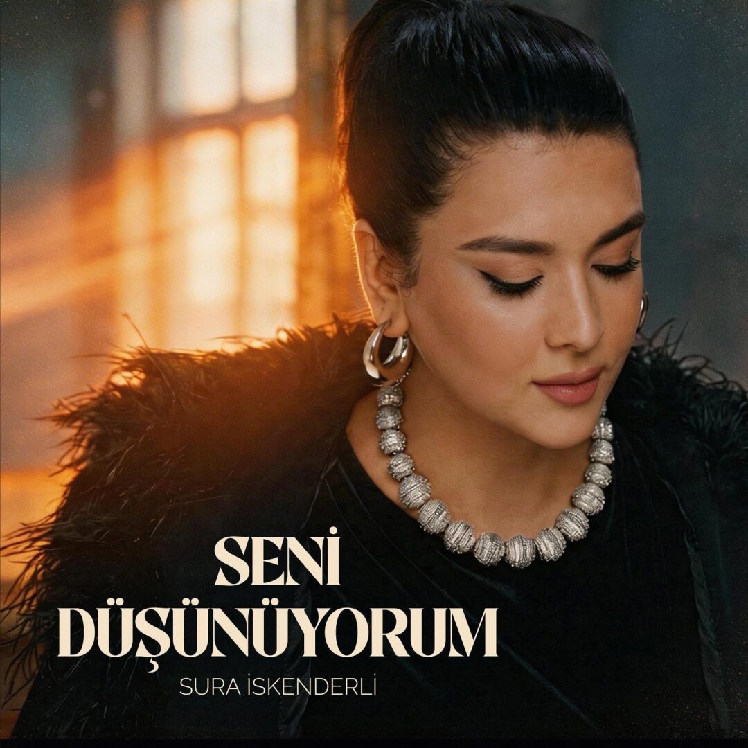 SURA İSKENDERLİ’DEN “AKUSTİK SERİ”