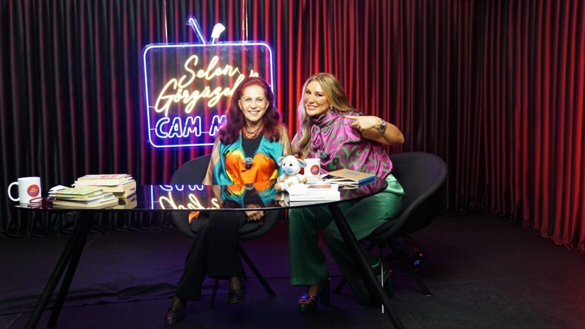 Selen Görgüzel ile “Cam Masa”