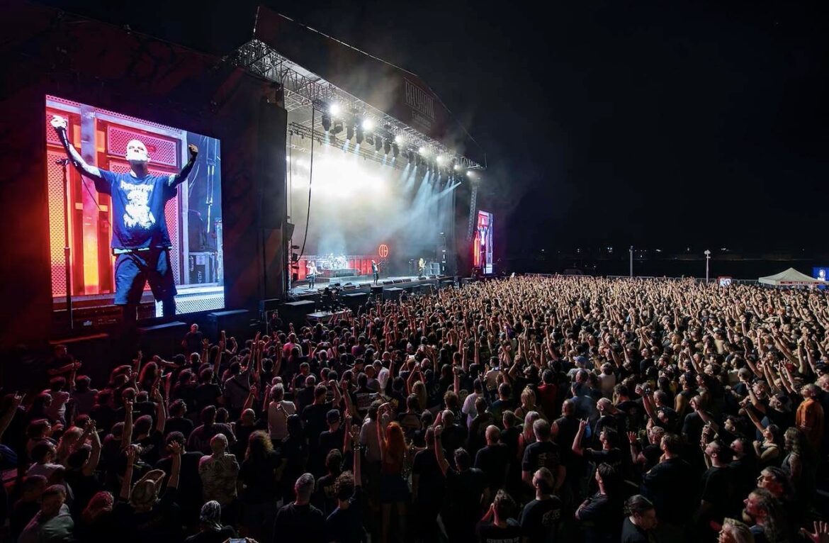 Pantera, İstanbul’da Yılın En Sert Gecesine İmza Attı!