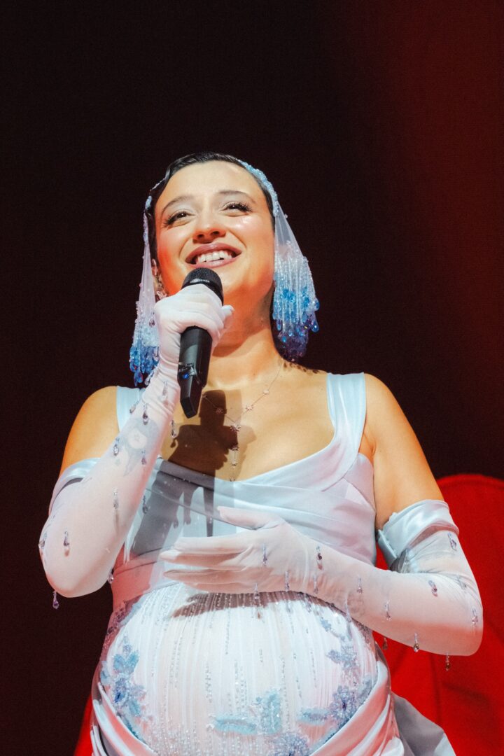 Melike Şahin Harbiye’de İki Gece Kapalı Gişe Sahne Aldı